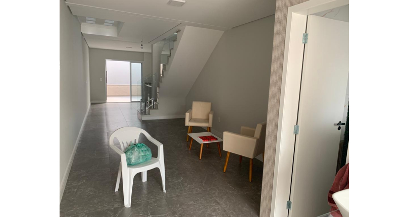 LINDO Sobrado novo á venda no Parque São Domingos na Rua Armando Martino