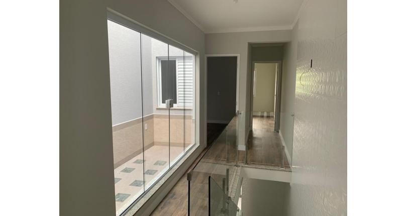 LINDO Sobrado novo á venda no Parque São Domingos na Rua Armando Martino