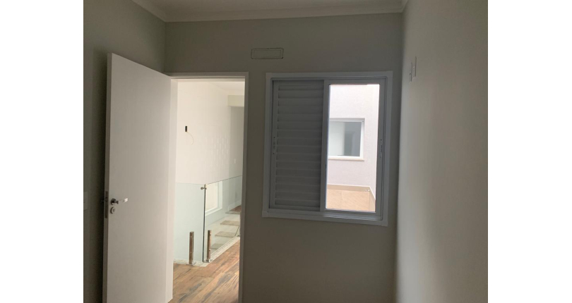 LINDO Sobrado novo á venda no Parque São Domingos na Rua Armando Martino