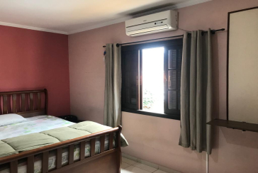 Bom Sobrado à venda no Conjunto Residencial Vista Verde 