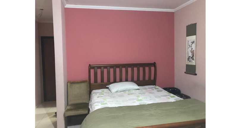 Bom Sobrado à venda no Conjunto Residencial Vista Verde 