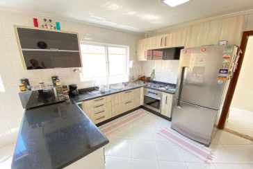 Sobrado à venda no Jardim Maristela Rua Erva Divina 