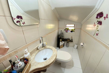 Sobrado à venda no Jardim Maristela Rua Erva Divina 