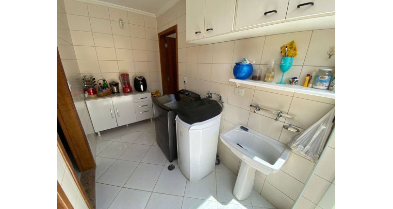 Sobrado à venda no Jardim Maristela Rua Erva Divina 