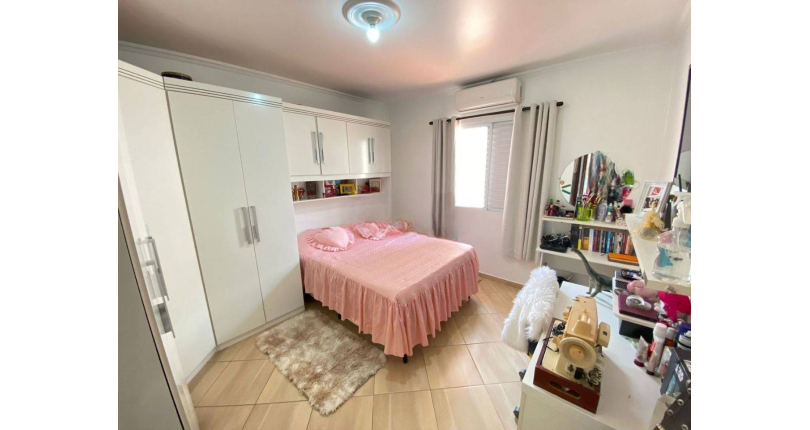 Sobrado à venda no Jardim Maristela Rua Erva Divina 