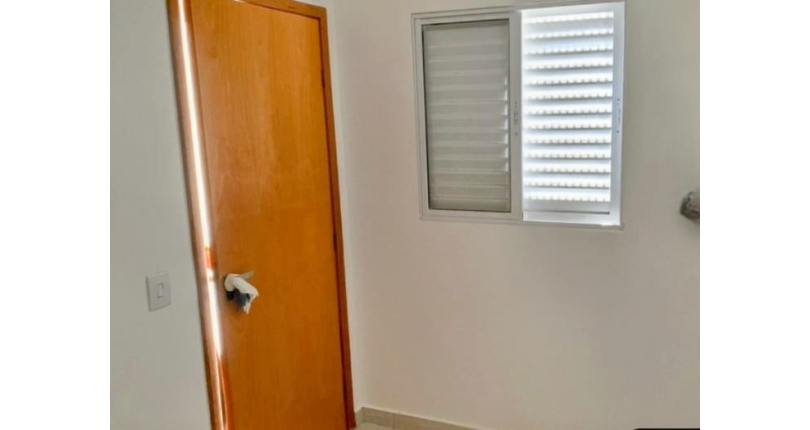 Sobrado novo à venda na Vila Bonilha na Rua Arnaldo Simões Pinto 156