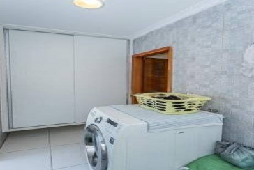 Sobrado à Venda no Parque São Domingos na Rua Professora Altina Maynardi de Araújo