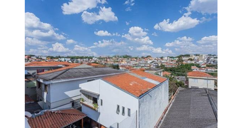 Sobrado à Venda no Parque São Domingos na Rua Professora Altina Maynardi de Araújo