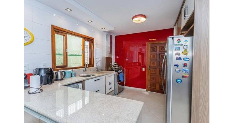 Sobrado à Venda no Parque São Domingos na Rua Professora Altina Maynardi de Araújo