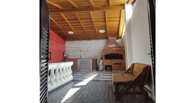 Belo Sobrado à venda no Conjunto Residencial Vista Verde na Rua Ricardo Abed,