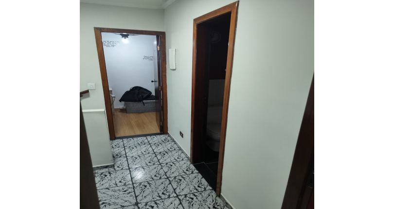 Belo Sobrado à venda no Conjunto Residencial Vista Verde na Rua Ricardo Abed,