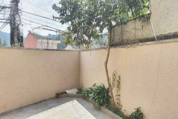 Sobrado à venda na Vila Clarice na Avenida Nuno Mendes Torres