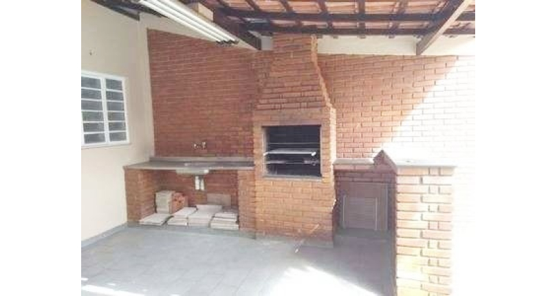 Sobrado à venda na Vila Clarice na Avenida Nuno Mendes Torres