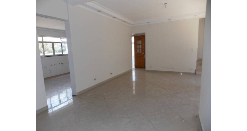 Sobrado à venda na Chacara Inglesa na Rua Soldado João Oliveira Carmo