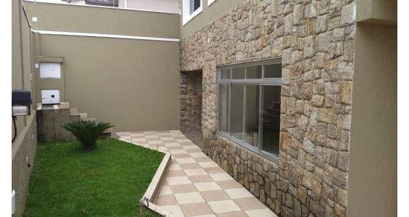 Sobrado à venda na Chacara Inglesa na Rua Soldado João Oliveira Carmo