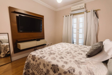 BELO Sobrado à venda no Parque São Domingos na Rua João Veloso de Oliveira 