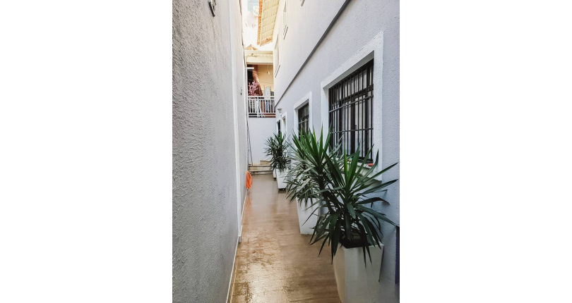 BELO Sobrado à venda no Parque São Domingos na Rua João Veloso de Oliveira 