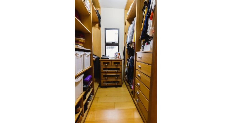 BELO Sobrado à venda no Parque São Domingos na Rua João Veloso de Oliveira 