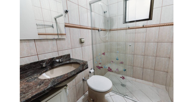 BELO Sobrado à venda no Parque São Domingos na Rua João Veloso de Oliveira 