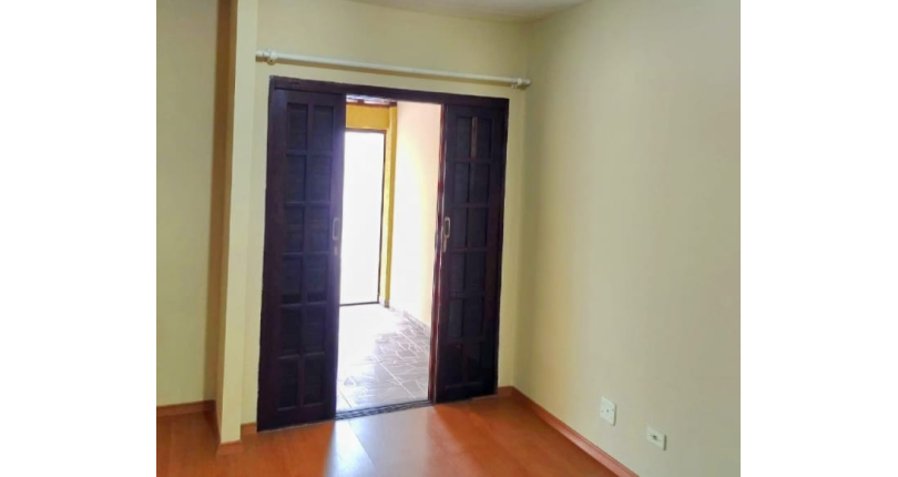 Sobrado à venda no Conjunto Residencial Vista Verde na Rua Ricardo Abed