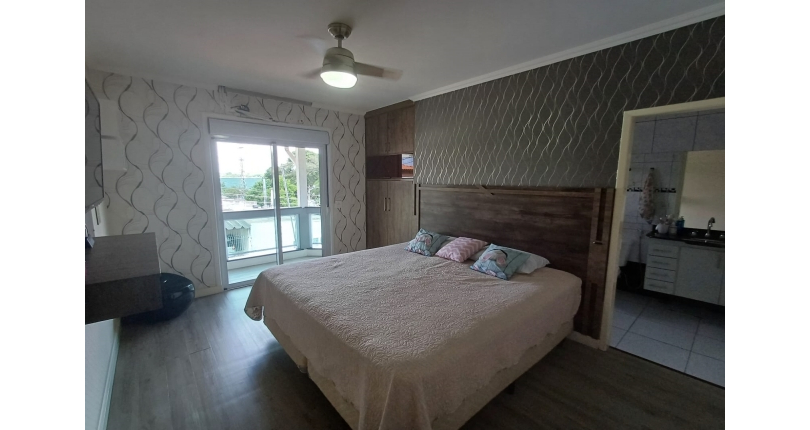 Sobrado à venda Rua Dois Vizinhos, Jardim Vista Linda - Imóveis à Venda