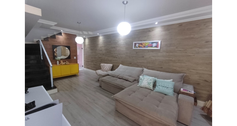 Sobrado à venda Rua Dois Vizinhos, Jardim Vista Linda - Imóveis à Venda