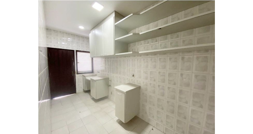 Casa Térrea à venda no Parque Maria Domitila na Rua Adolfo de Souza Carneiro