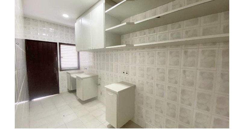 Casa Térrea à venda no Parque Maria Domitila na Rua Adolfo de Souza Carneiro