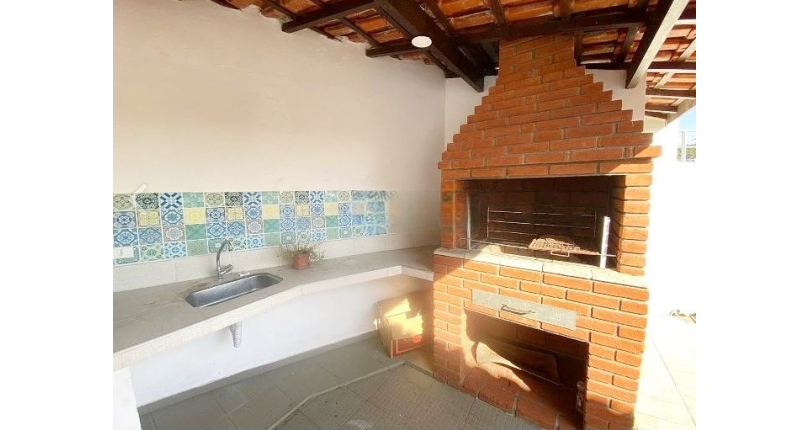 Casa Térrea à venda no Parque Maria Domitila na Rua Adolfo de Souza Carneiro