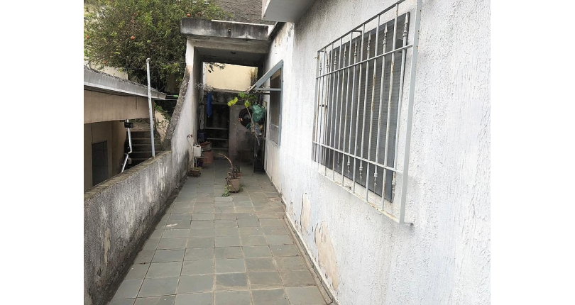 Casa á venda no Parque Maria Domitila na Rua Willis Roberto Banks