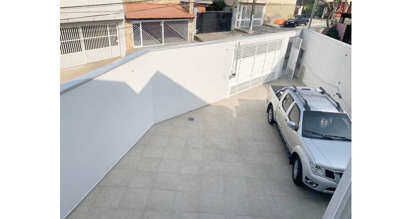 Belo Sobrado novo à venda na Vila Mangalot na Rua José Ataliba Ortiz 400,