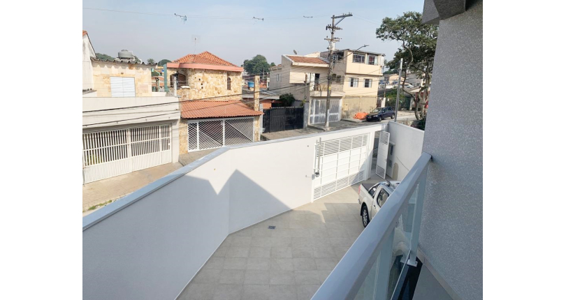 Belo Sobrado novo à venda na Vila Mangalot na Rua José Ataliba Ortiz 400,