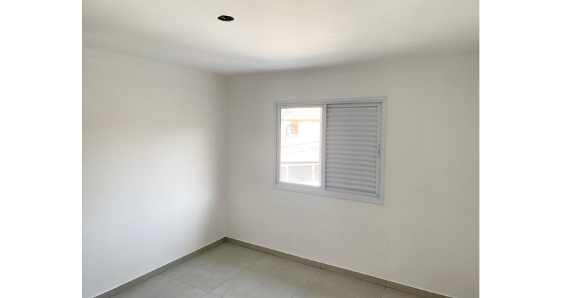 Belo Sobrado novo à venda na Vila Mangalot na Rua José Ataliba Ortiz 400,