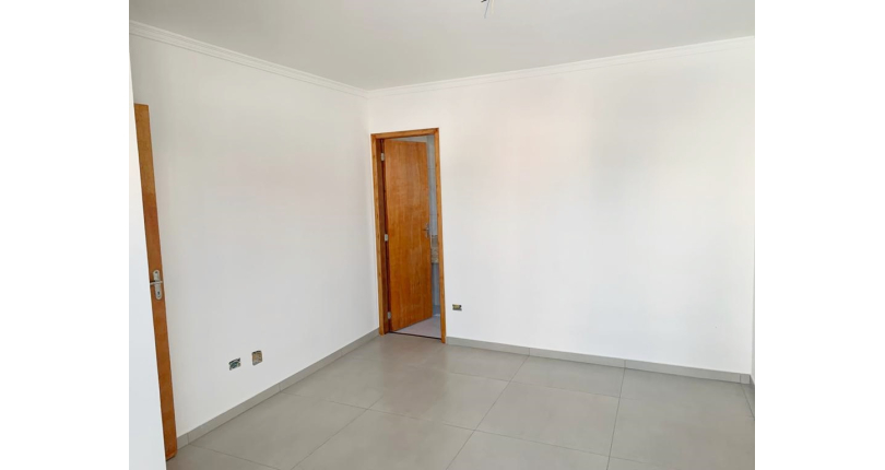 Belo Sobrado novo à venda na Vila Mangalot na Rua José Ataliba Ortiz 400,