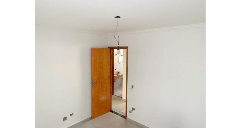 Belo Sobrado novo à venda na Vila Mangalot na Rua José Ataliba Ortiz 400,