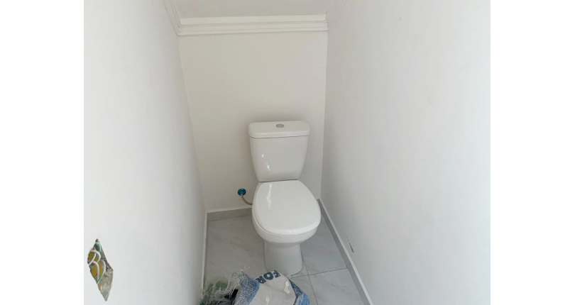 Sobrado novo à venda no Parque São Domingos na Rua Joaquim Pereira Lima 5