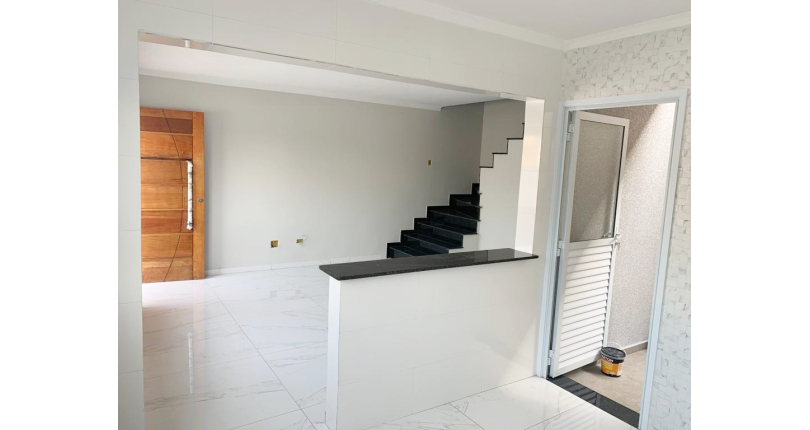 Sobrado novo à venda no Parque São Domingos na Rua Joaquim Pereira Lima 5