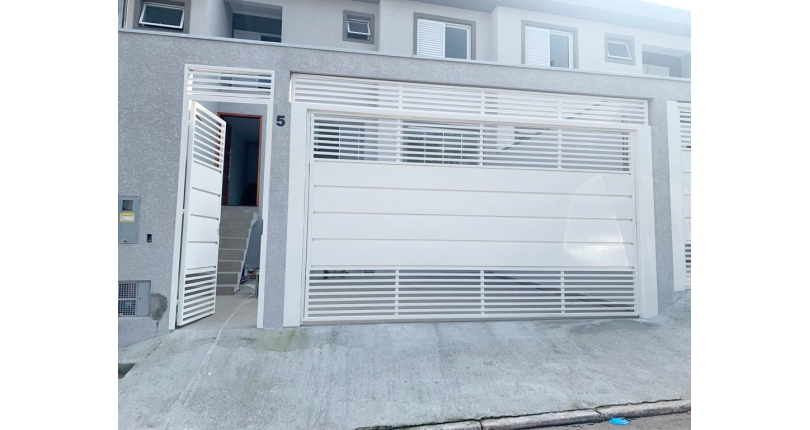 Sobrado novo à venda no Parque São Domingos na Rua Joaquim Pereira Lima 5