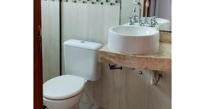 Sobrado à venda no Jardim Regina na Rua Padre Marcigaglia