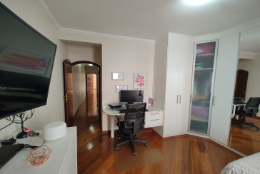  Sobrado à venda no Jardim Pinheiros na Doutor Aristóteles Soares Rocha