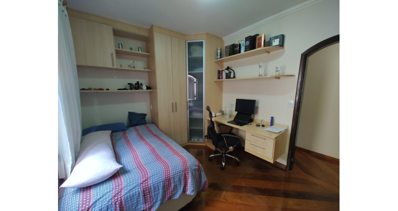  Sobrado à venda no Jardim Pinheiros na Doutor Aristóteles Soares Rocha