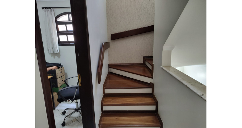  Sobrado à venda no Jardim Pinheiros na Doutor Aristóteles Soares Rocha