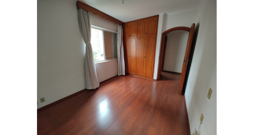 Apartamento à venda na Vila Pompéia na Rua Raul Pompéia 775, Condomínio Edifício Itapuã