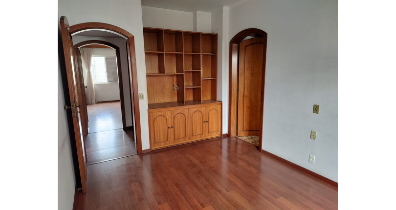 Apartamento à venda na Vila Pompéia na Rua Raul Pompéia 775, Condomínio Edifício Itapuã