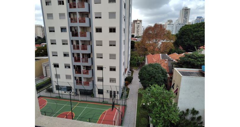 Apartamento à venda na Vila Pompéia na Rua Raul Pompéia 775, Condomínio Edifício Itapuã