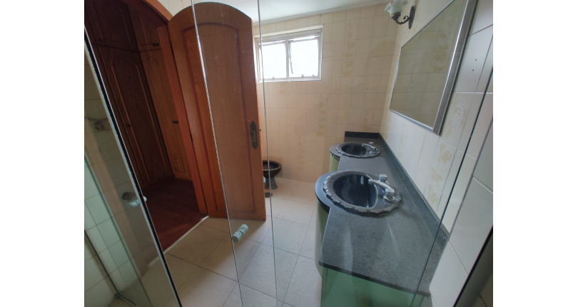 Apartamento à venda na Vila Pompéia na Rua Raul Pompéia 775, Condomínio Edifício Itapuã