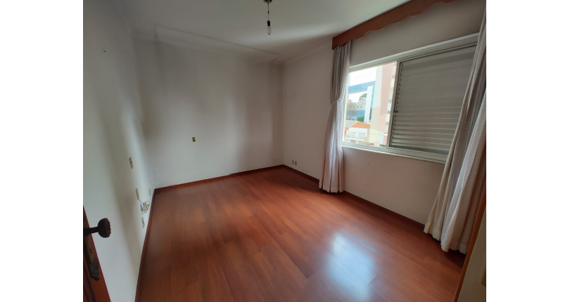 Apartamento à venda na Vila Pompéia na Rua Raul Pompéia 775, Condomínio Edifício Itapuã