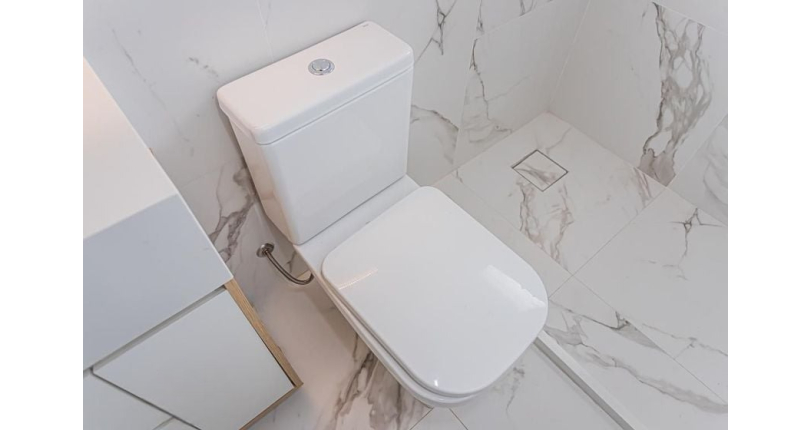  Sobrado à venda no Jardim Santo Elias na Rua Frederico Jacobi