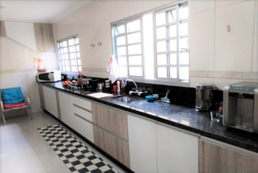 Sobrado à venda no Jardim Mangalot na Rua Jose Santos de Oliveira