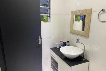 Lindo Sobrado à venda no Jardim Regina na Rua Crispim Santos, 